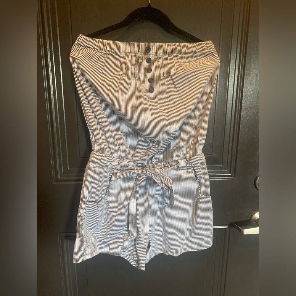 Navy blue and white striped romper, size medium, with tags!